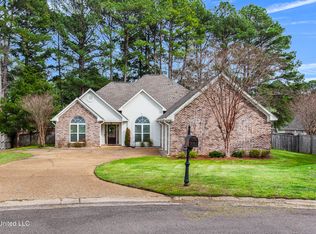 105 Waverly Ct, Brandon, MS 39047