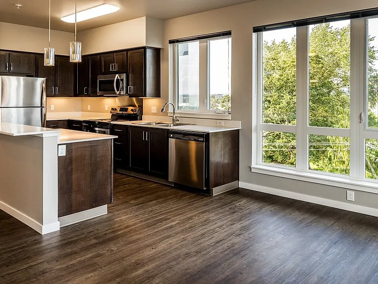 LaScala Apartments — Photo 15