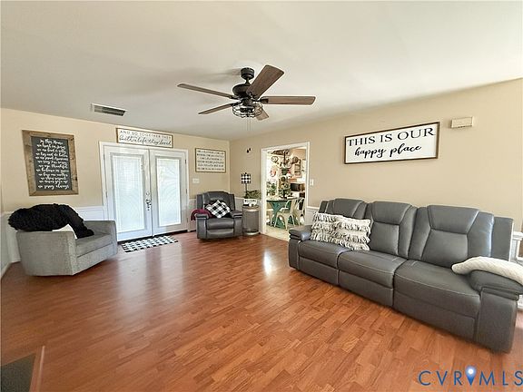 4th image of 10817 Belvoir Rd