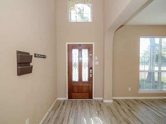 4th image of 2102 Dolan Hills Ct