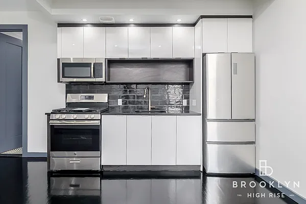 Rented by Brooklyn High Rise LLC | media 2