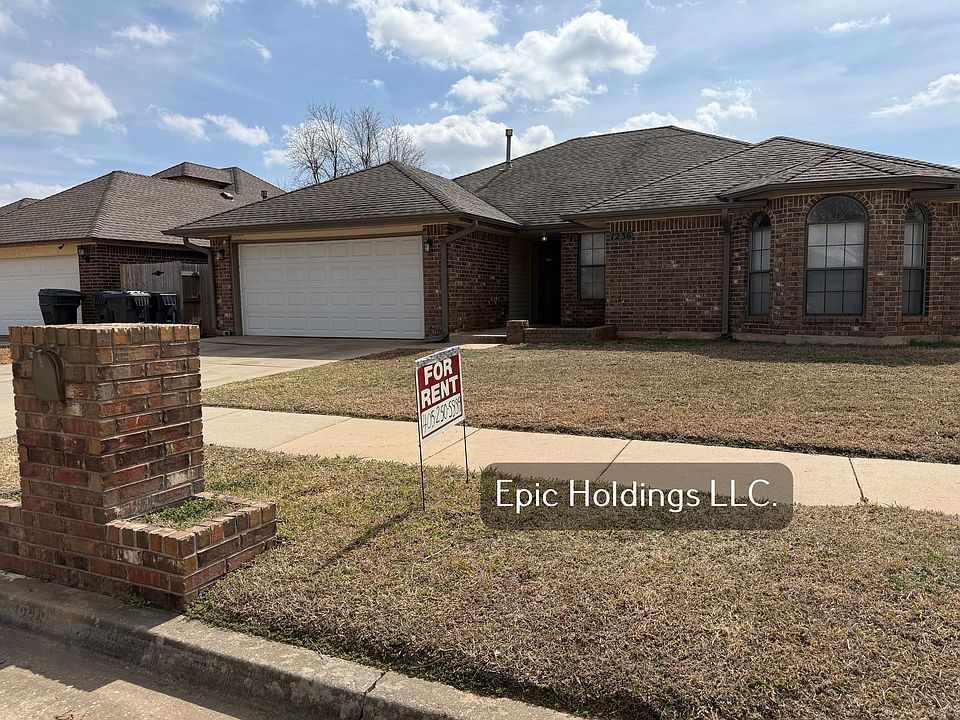 1st image of 1236 SW 132nd Pl