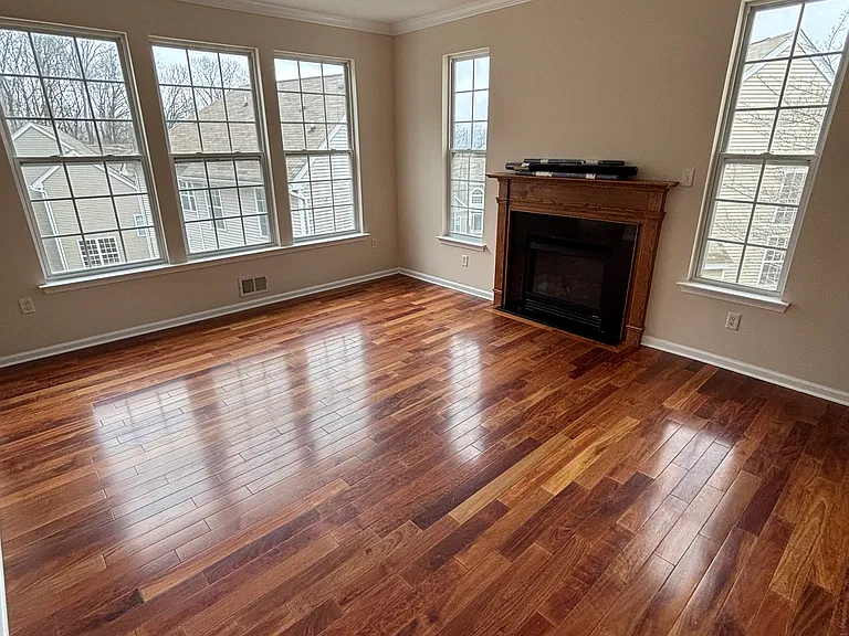 312 Winding Hill Dr — Photo 6