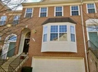 5252 Cozy Glen Ln, Alexandria, VA 22312