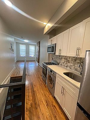 3rd image of 343 Chauncey St #1A