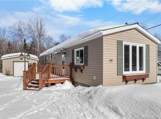 240 Birchgrove, Beresford, NB E8K 1G7