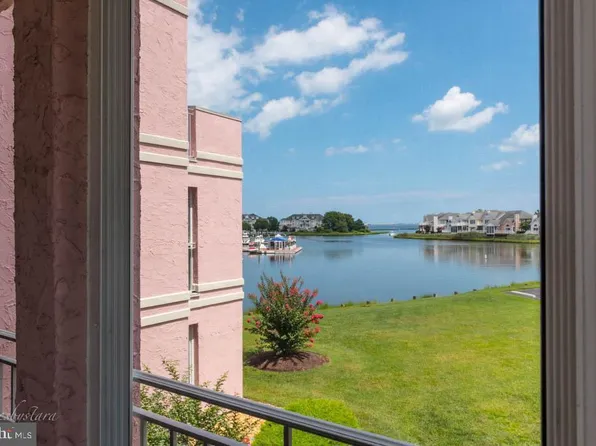 7411 Yacht Club Dr #12402, Berlin, MD 21811