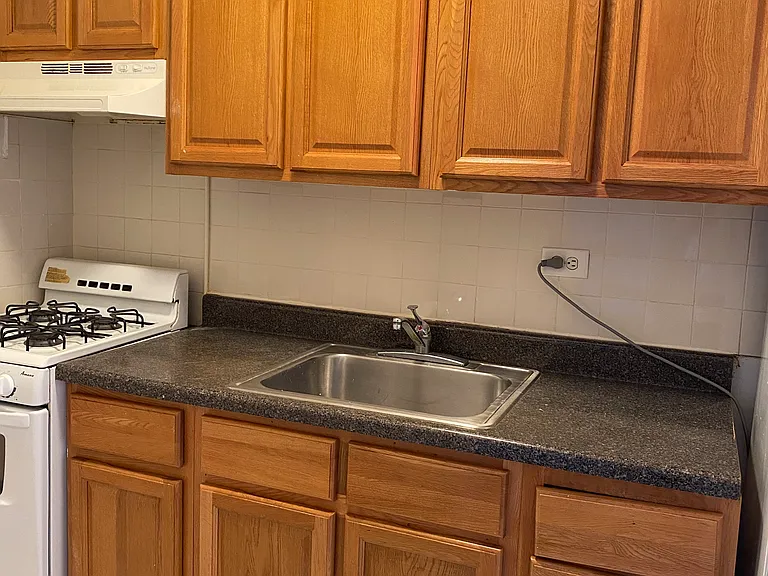 3825 Parsons Blvd #5B — Photo 8