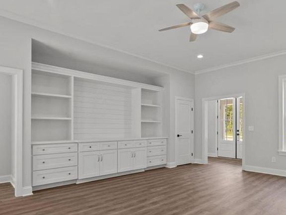 3rd image of 467 Eagle Trace Dr