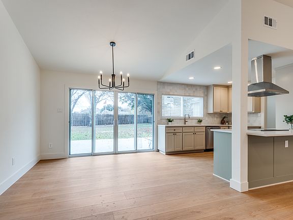 4th image of 3805 Willow Ct