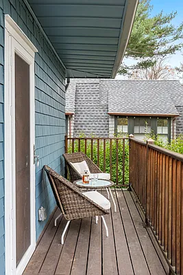 Sold by Compass | media 15