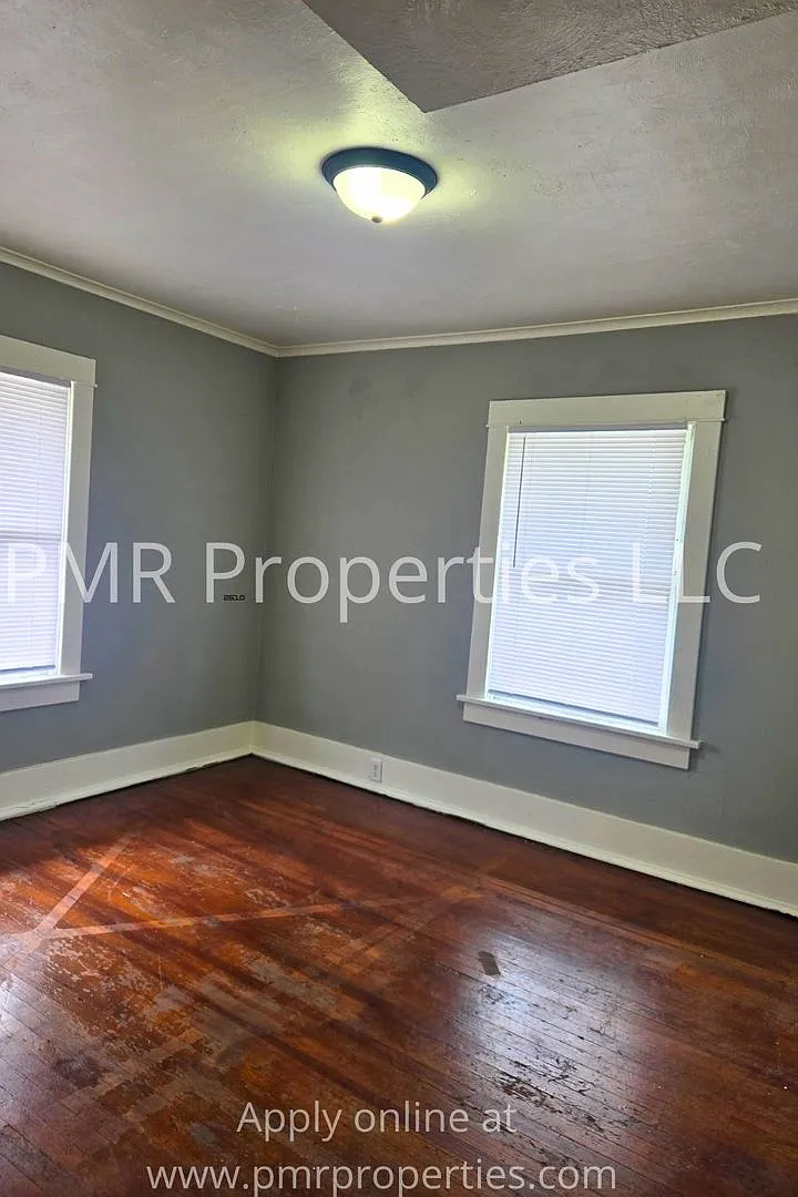 831 3rd Ave — Photo 3
