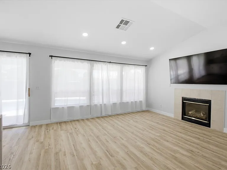 9569 Teton Diablo Ave — Photo 7
