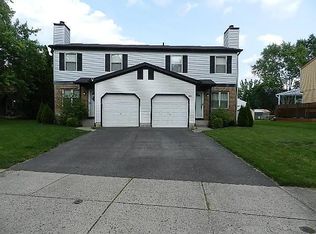 8852 Orinda Rd, Powell, OH 43065