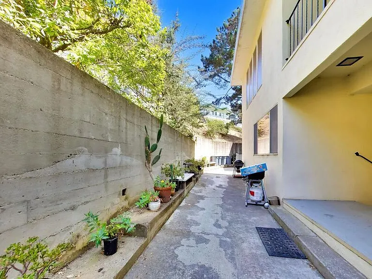 693 San Bruno Ave #4 — Photo 4