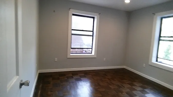 Rented by Lang Realty LLC | media 4