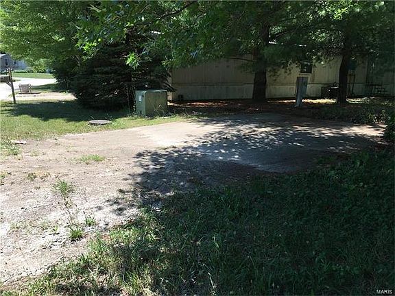 3rd image of 5857 Brookstone Dr