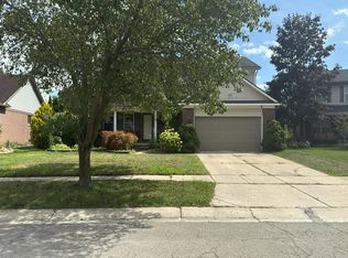 17439 Michigan Heights Dr #21, Brownstown, MI