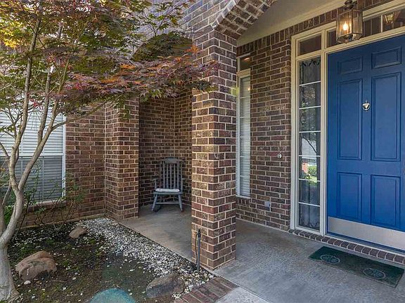 3rd image of 1202 Harvest Ln