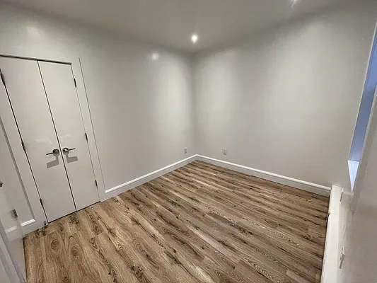 Rented by REAL New York | media 10