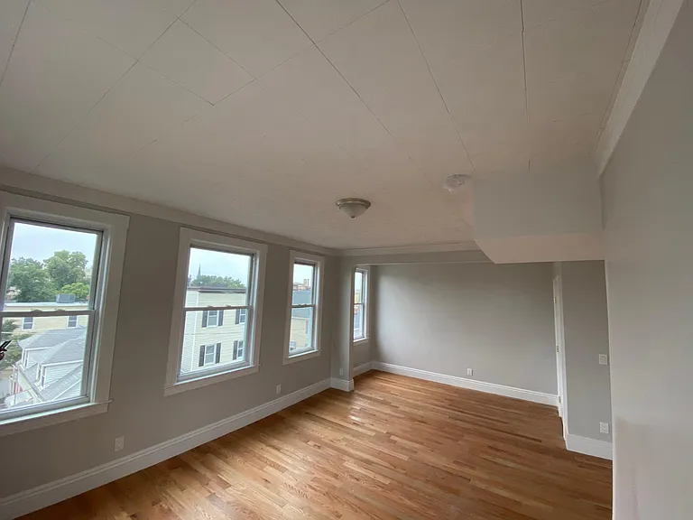64 Chapel St #3 — Photo 7