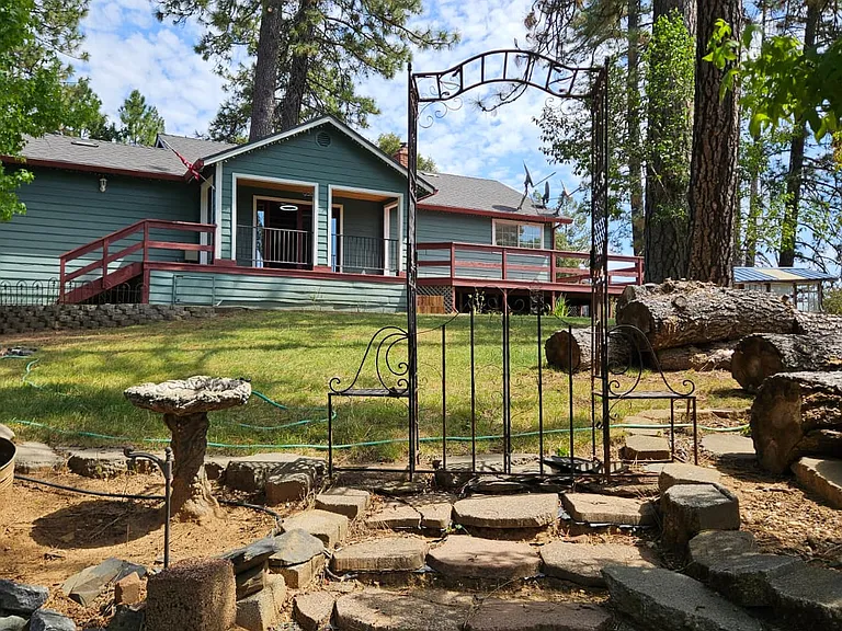 1155 Swanson Ln — Photo 63