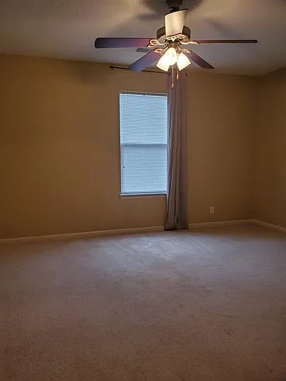 425-C Hawthorne Blvd #3 — Photo 8