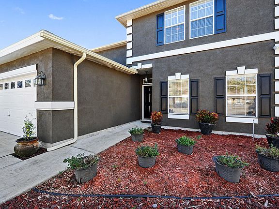 3rd image of 955 Churchhill Ln