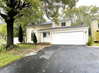 2685 Fieldstone Ct, Aurora, IL 60502