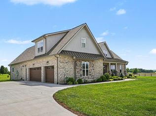 8002 Traditions Ln, Columbia, TN 38401