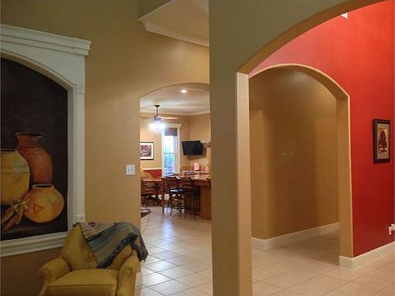 3rd image of 3135 Homer Dr