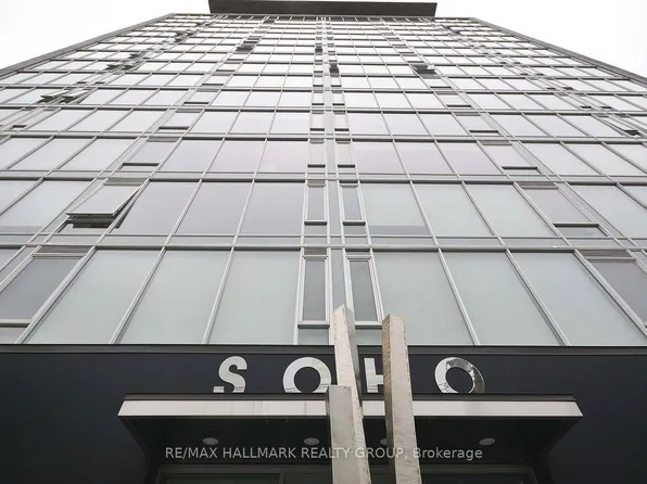 300 Lisgar St #213, Ottawa, ON K2P 0E2