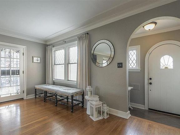 5th image of 1204 W 72nd St