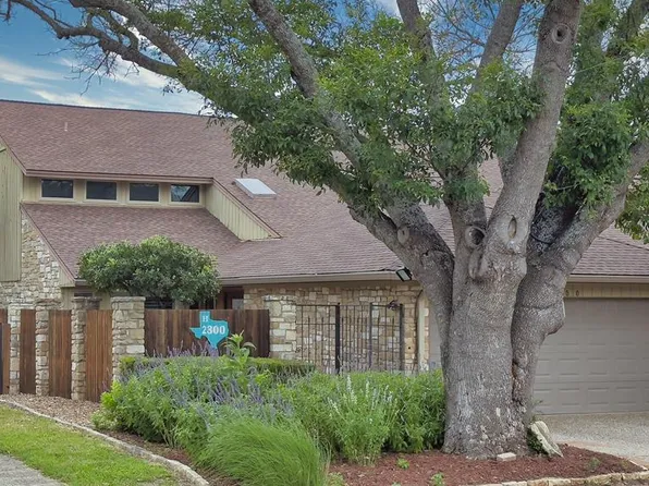 2300 Rock Creek Dr, Kerrville, TX 78028