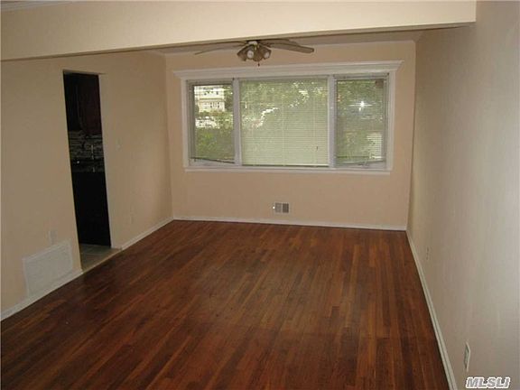3rd image of 19350 Williamson Ave