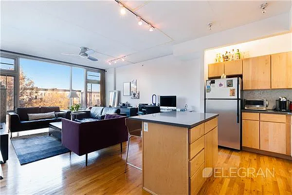 Sold by (Legacy) Elegran | media 1