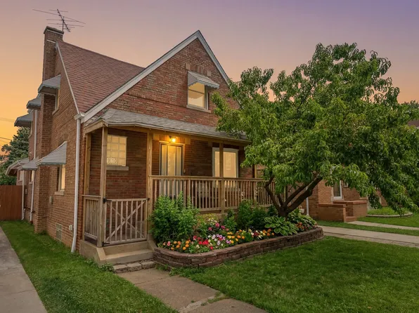 3910 W 83rd St, Chicago, IL 60652