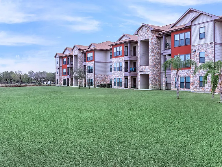 815 N Shary Blvd — Photo 10
