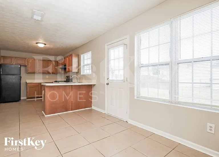 4030 Mission Way — Photo 5