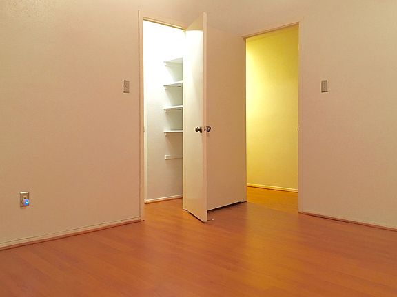 3rd image of 9707 Richmond Ave APT 9