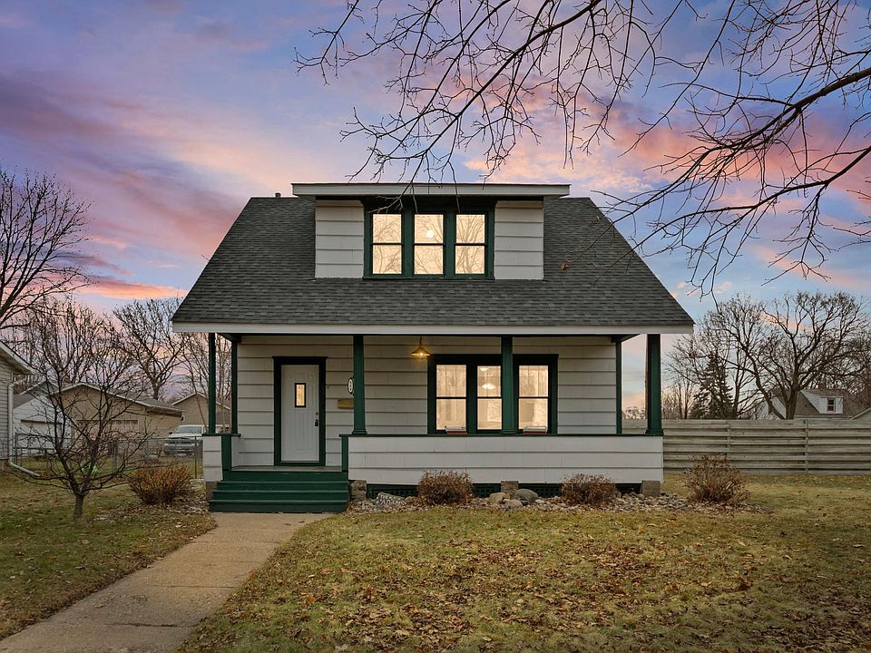1st image of 844 Portland Ave