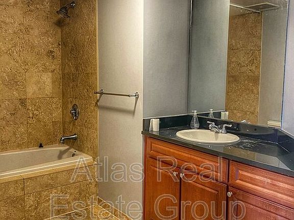 4th image of 925 Lincoln St #9F