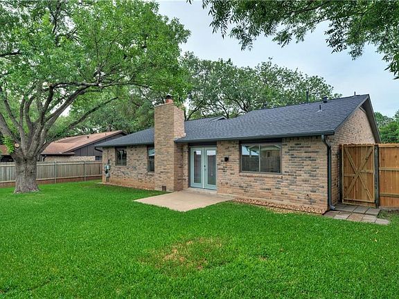 5th image of 2706 Grennock Dr