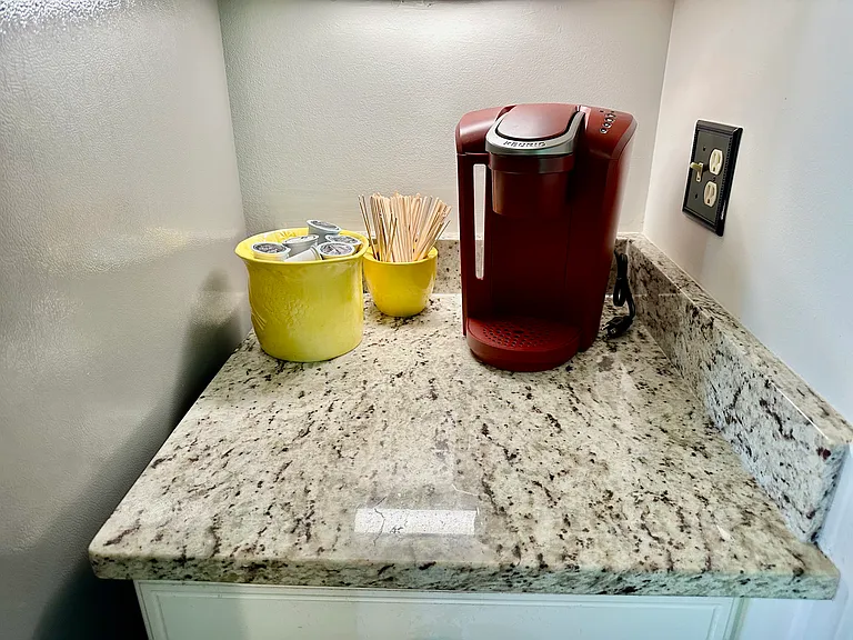 41 Bridle Ln — Photo 11