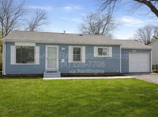 2678 Creve Coeur Mill Rd, Maryland Heights, MO