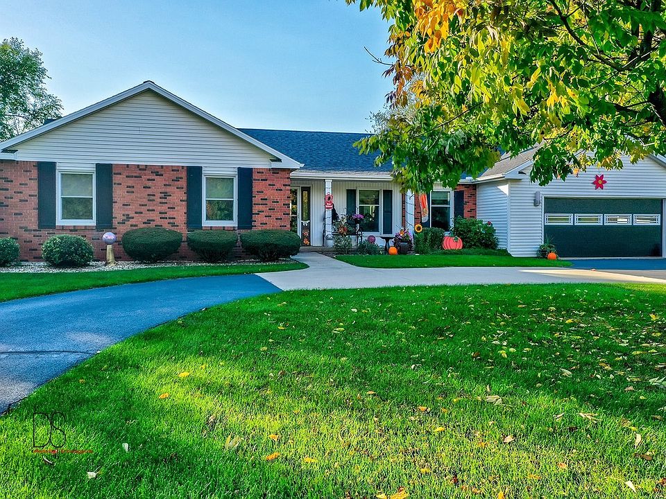 1st image of 9 Wood Duck Ln