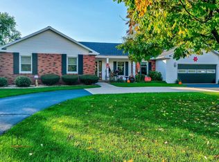 9 Wood Duck Ln, Ottawa, IL 61350