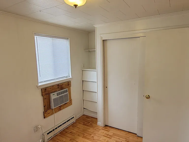 505 N Smith Rd #4 — Photo 1