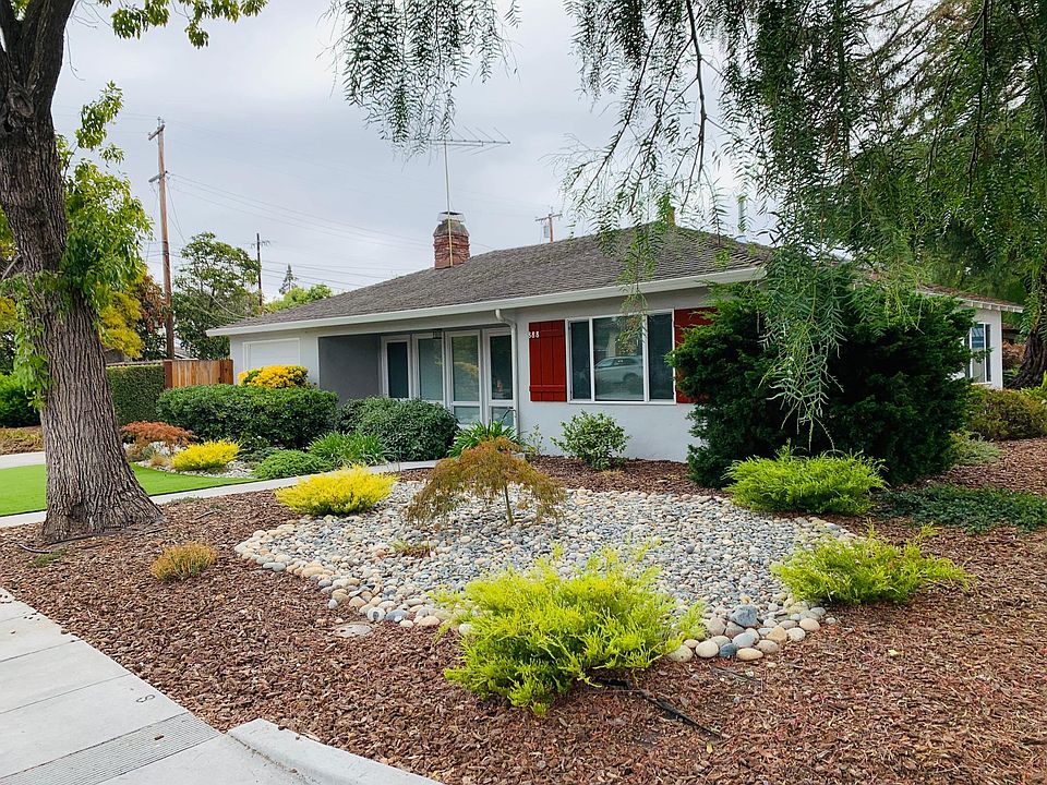 1st image of 888 Fielding Dr