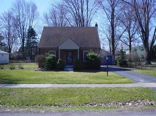 31961 Kathryn St, Garden City, MI 48135